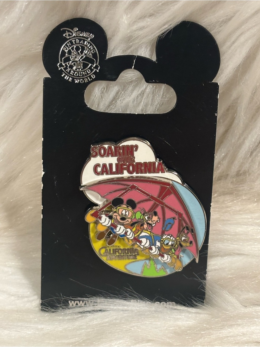 Disney DCA Soarin Over California Pin